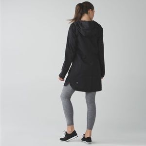 Lululemon Definitely Raining Jacket (black, size 8)